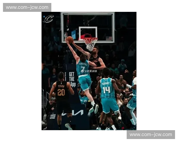 黄蜂完成对奇才赛季四杀横扫 鲍尔单场10记三分创生涯纪录